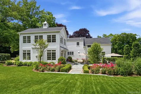 1920 Midlane Muttontown NY 11791