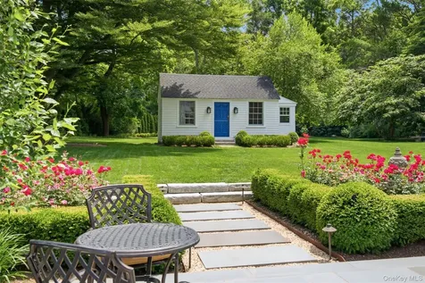 1920 Midlane Muttontown NY 11791