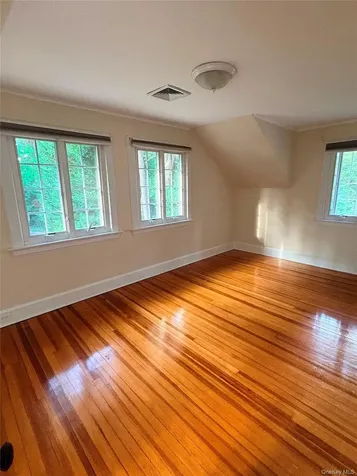 4 Tower Road Glen Cove NY 11542