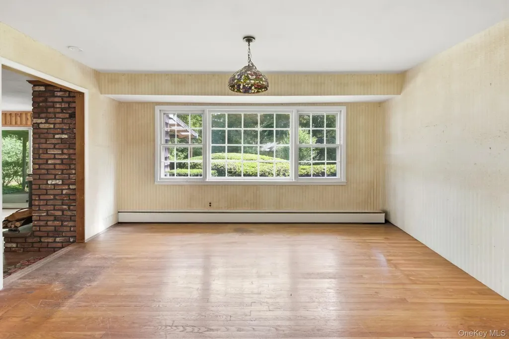 209 Southdown Road Lloyd Harbor NY 11743