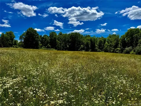 513 Rossway Road Pleasant Valley NY 12569