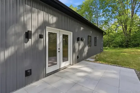 4673 Us Highway 209 Accord NY 12404