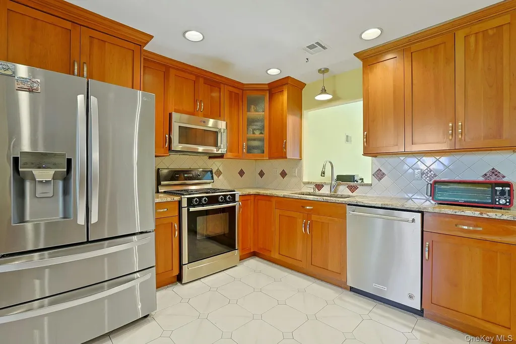 168 Orchid Drive Pearl River NY 10965