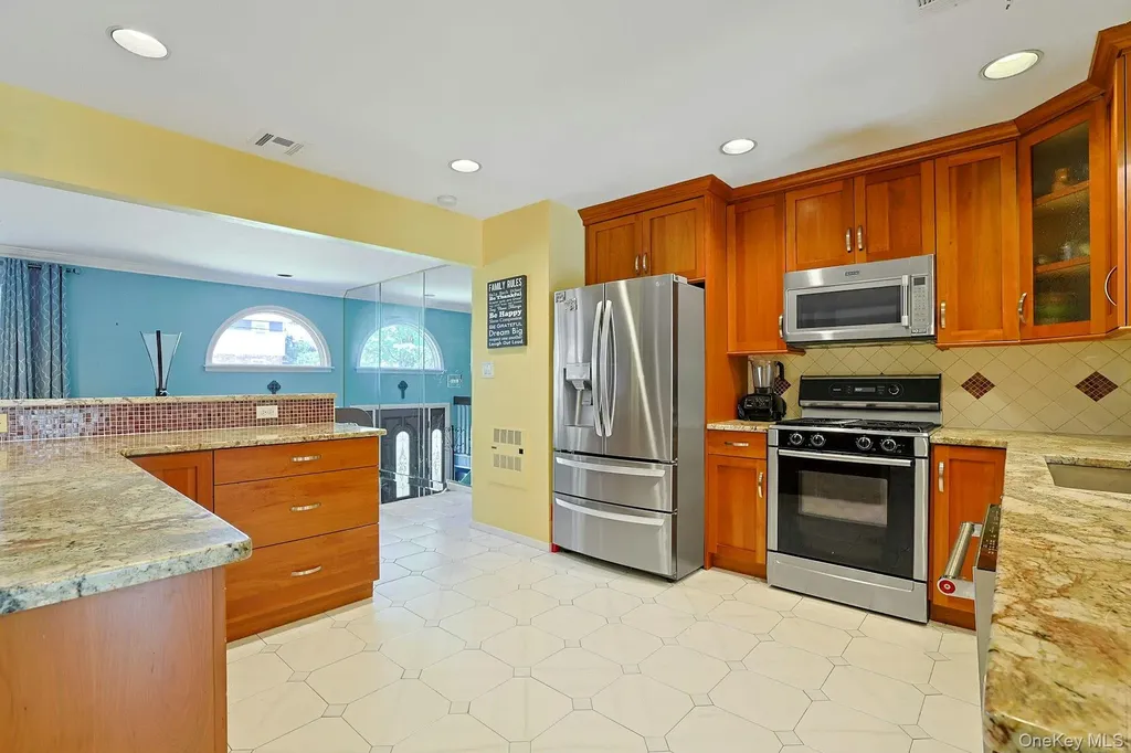 168 Orchid Drive Pearl River NY 10965
