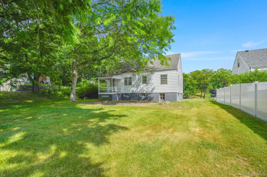 122 Wilbur Boulevard Poughkeepsie NY 12603
