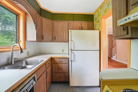 122 Wilbur Boulevard Poughkeepsie NY 12603