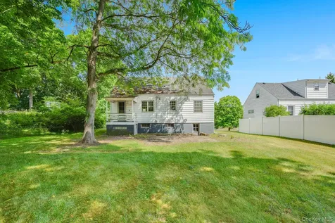 122 Wilbur Boulevard Poughkeepsie NY 12603