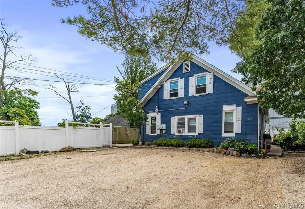 227 Rockaway Turnpike Lawrence NY 11559