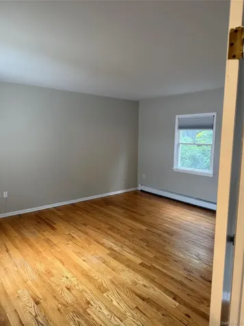 7 Chestnut Street Westbury NY 11590