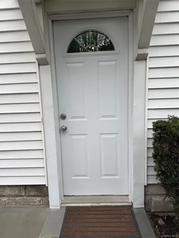 7 Chestnut Street Westbury NY 11590