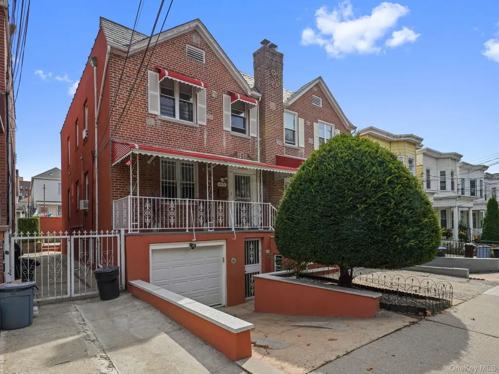 4450 Matilda Avenue Bronx NY 10470