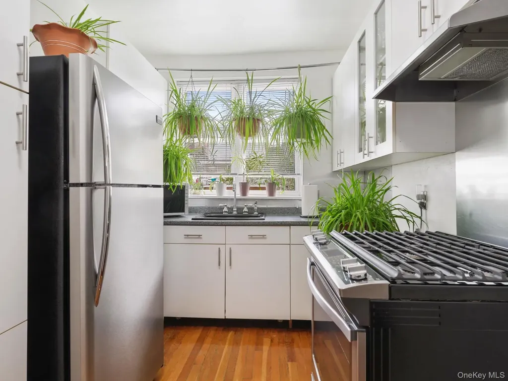 4450 Matilda Avenue Bronx NY 10470