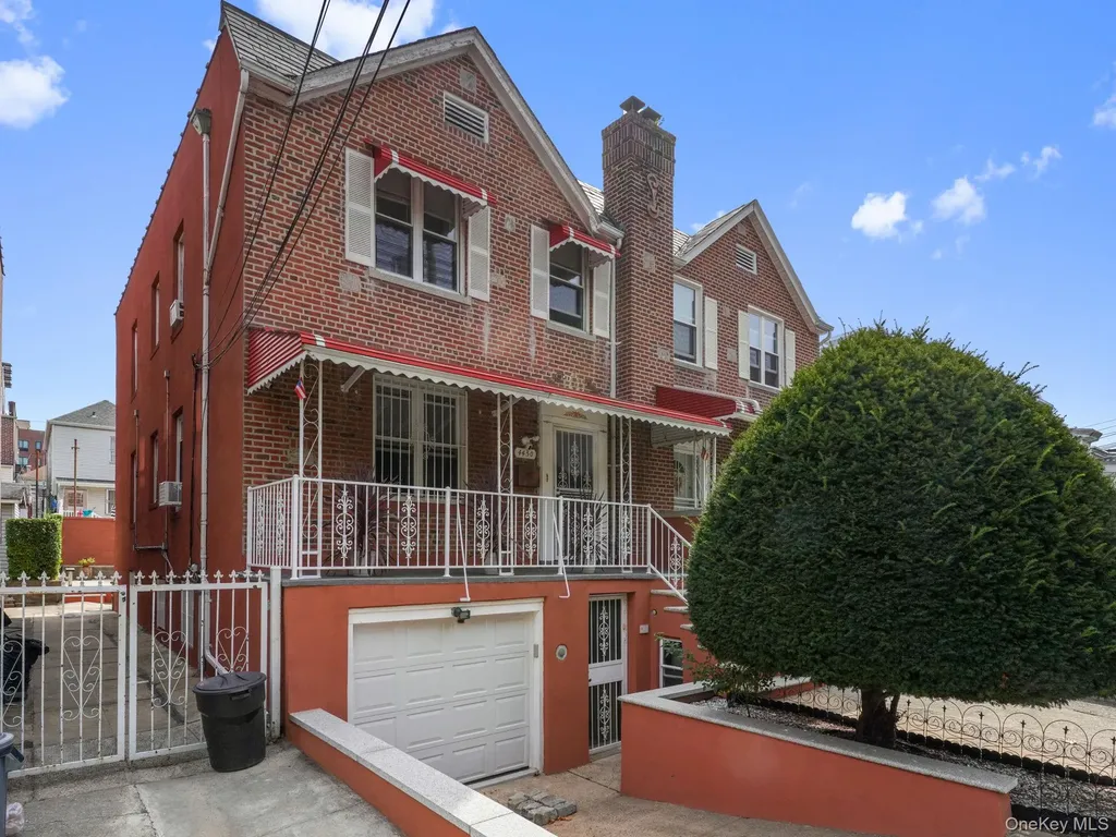 4450 Matilda Avenue Bronx NY 10470
