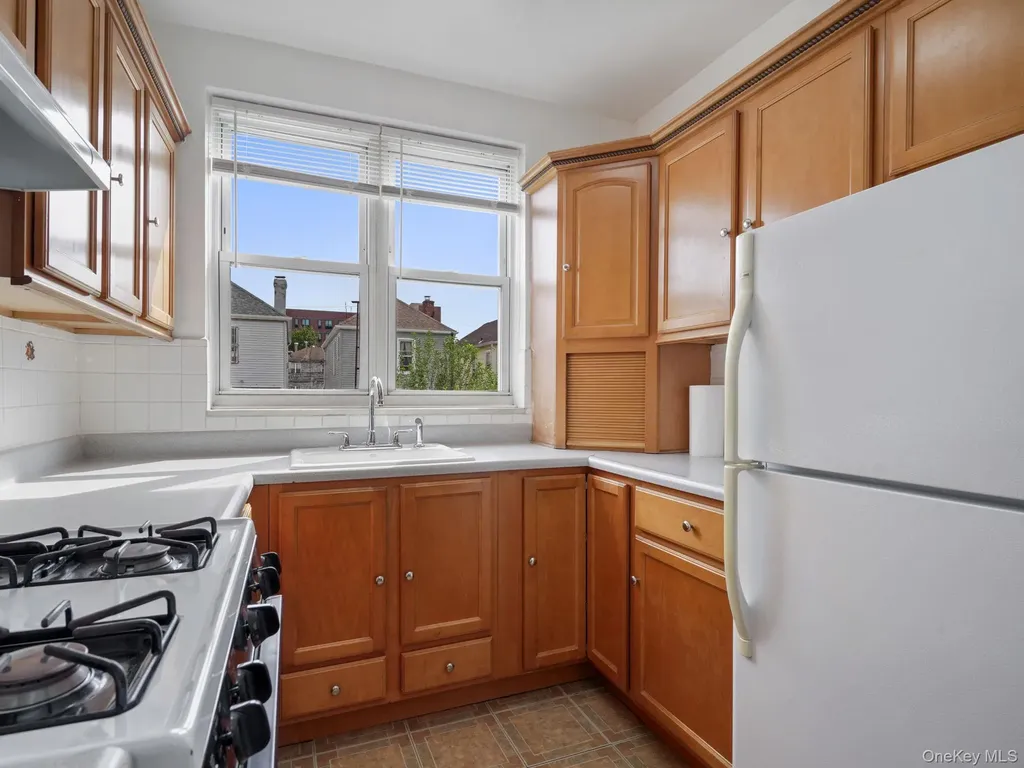 4450 Matilda Avenue Bronx NY 10470