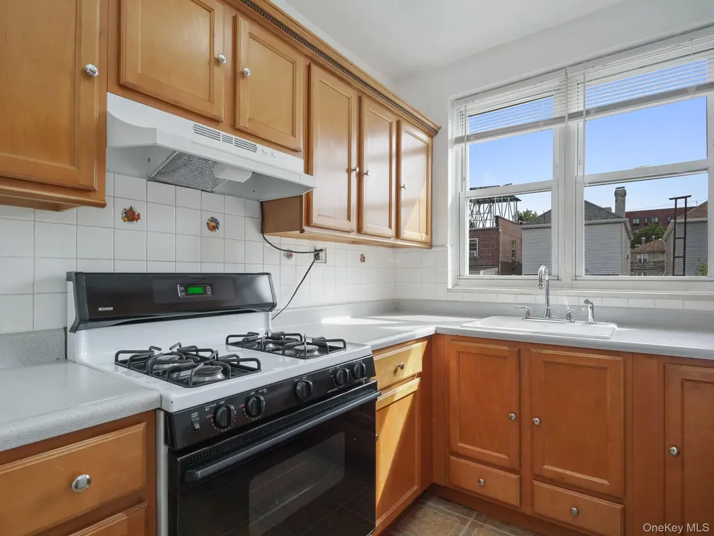 4450 Matilda Avenue Bronx NY 10470