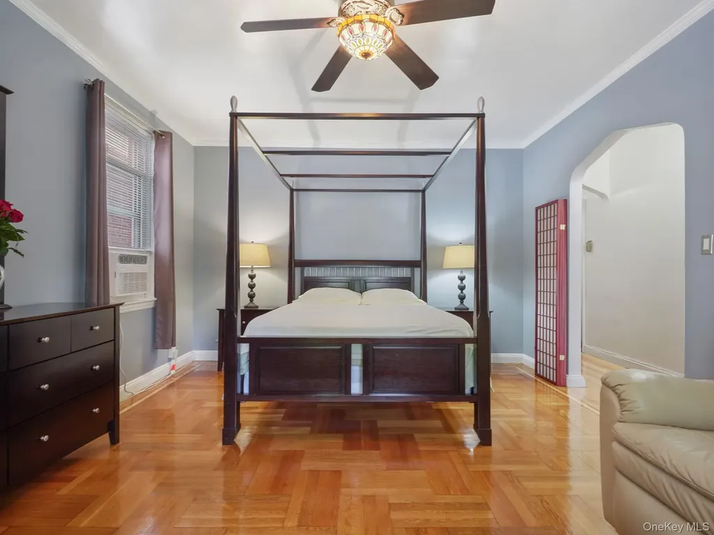 4450 Matilda Avenue Bronx NY 10470