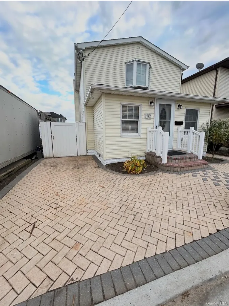 3680 Naomi Street Seaford NY 11783