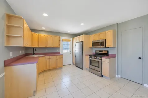 112 Washington Street Farmingdale NY 11735