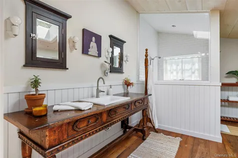 1389 Route 212 Saugerties NY 12477