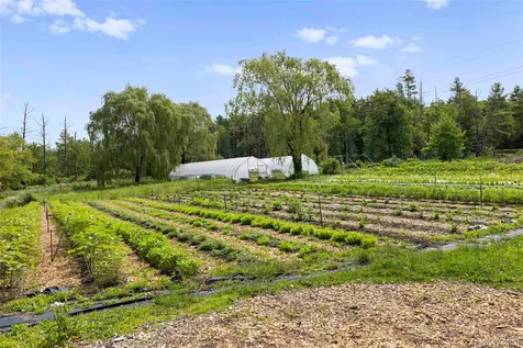 1389 Route 212 Saugerties NY 12477