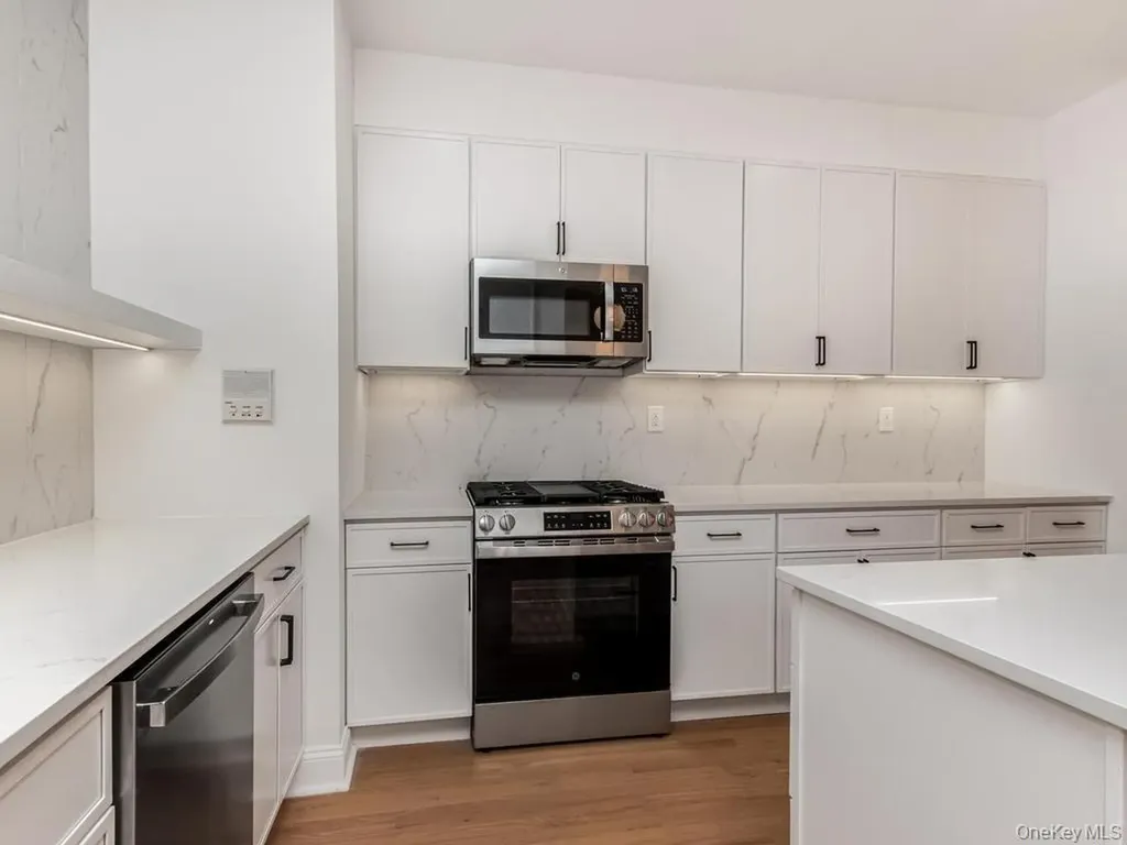 43 Calton Road New Rochelle NY 10804
