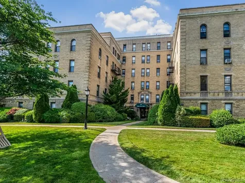 43 Calton Road New Rochelle NY 10804