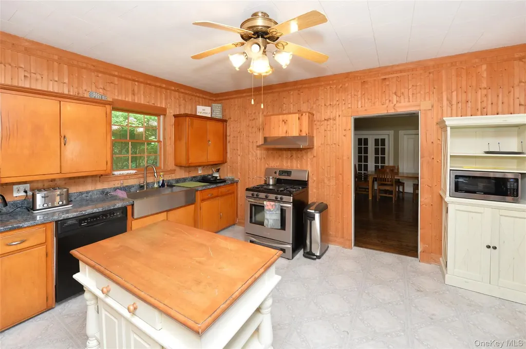28 Montebello Road Montebello NY 10901