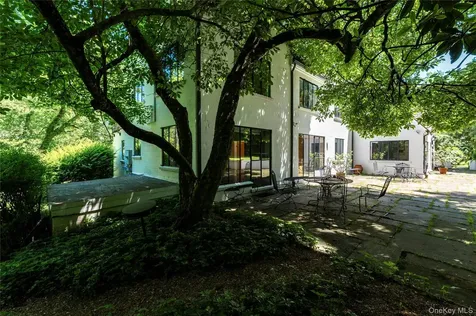 164 S Mountain Road New City NY 10956
