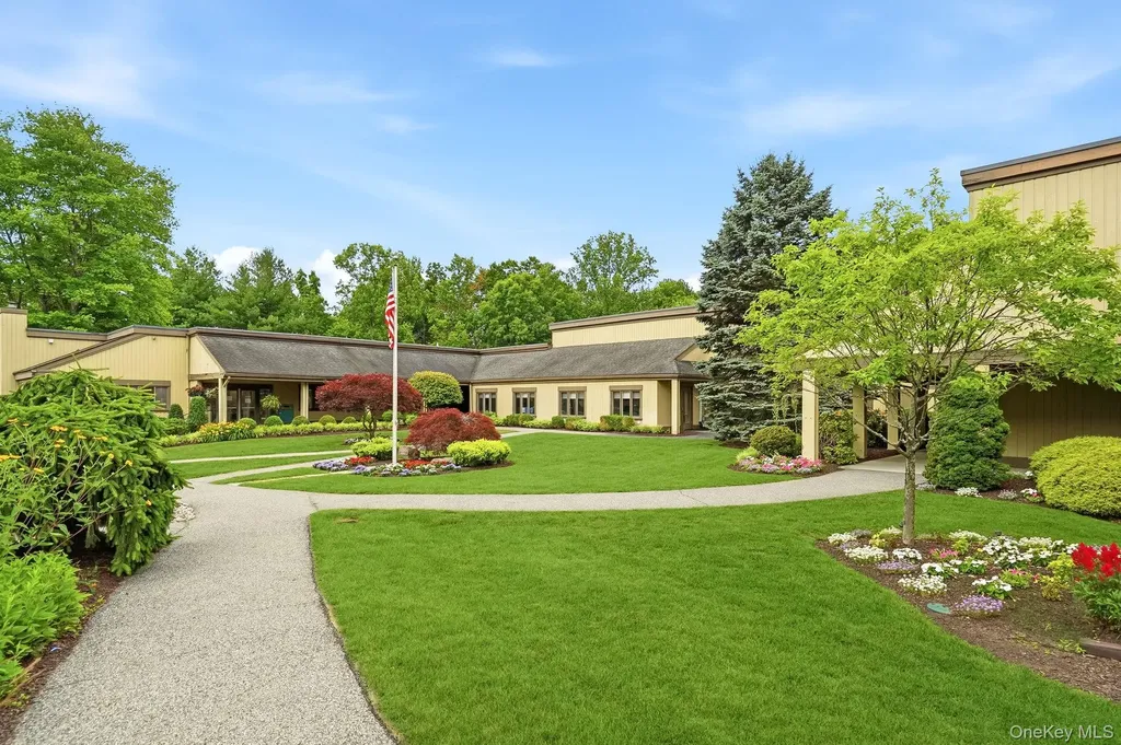 103 Heritage Hills Somers NY 10589