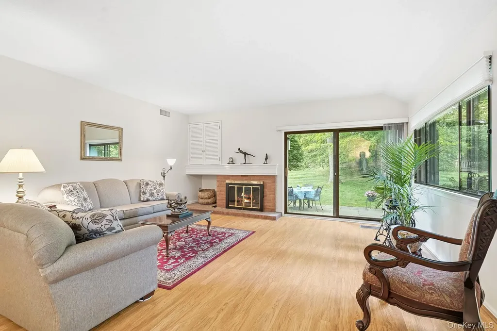 103 Heritage Hills Somers NY 10589
