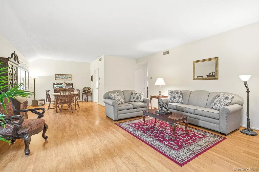 103 Heritage Hills Somers NY 10589