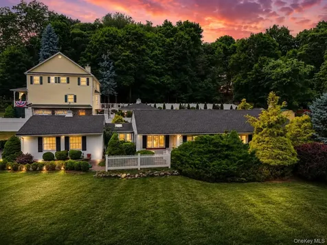 14 Brisman Drive Thiells NY 10984