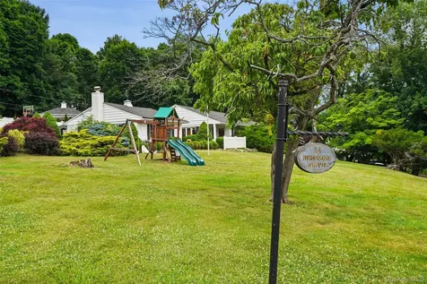 14 Brisman Drive Thiells NY 10984