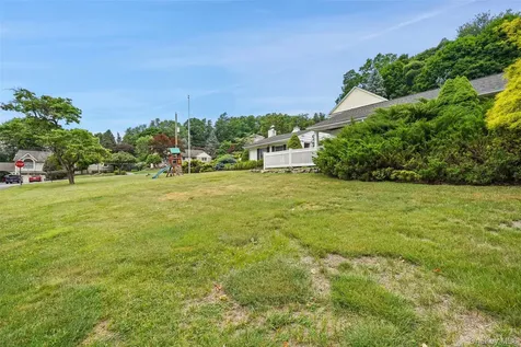 14 Brisman Drive Thiells NY 10984