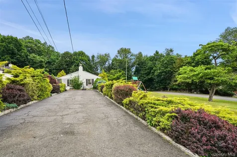 14 Brisman Drive Thiells NY 10984