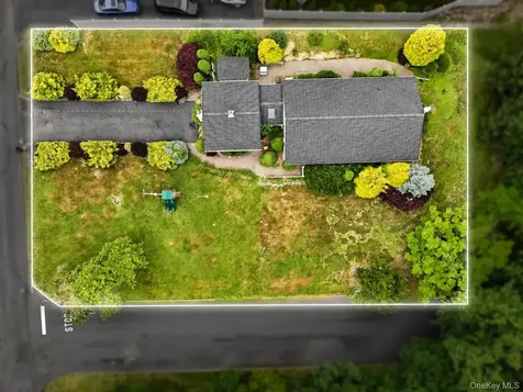 14 Brisman Drive Thiells NY 10984