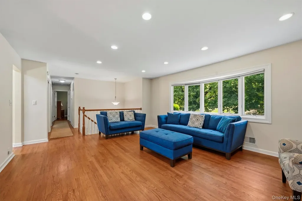 21 Arbor Lane Bardonia NY 10954