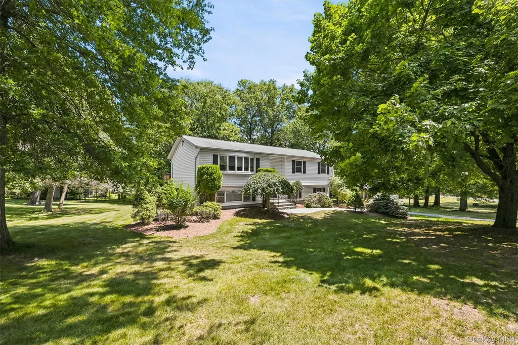 21 Arbor Lane Bardonia NY 10954