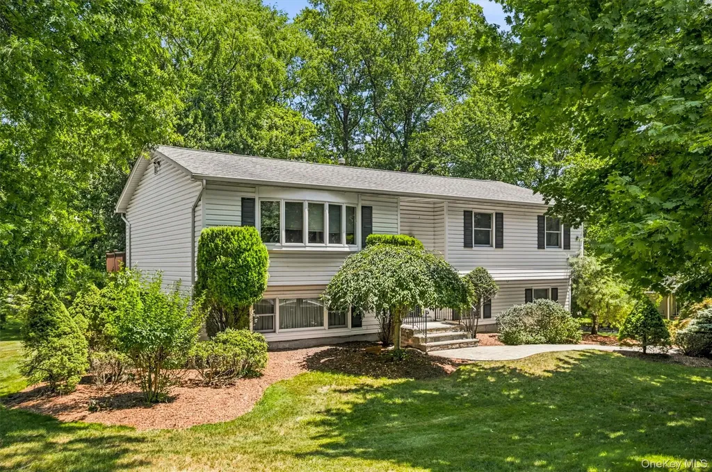 21 Arbor Lane Bardonia NY 10954