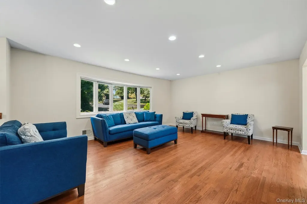 21 Arbor Lane Bardonia NY 10954