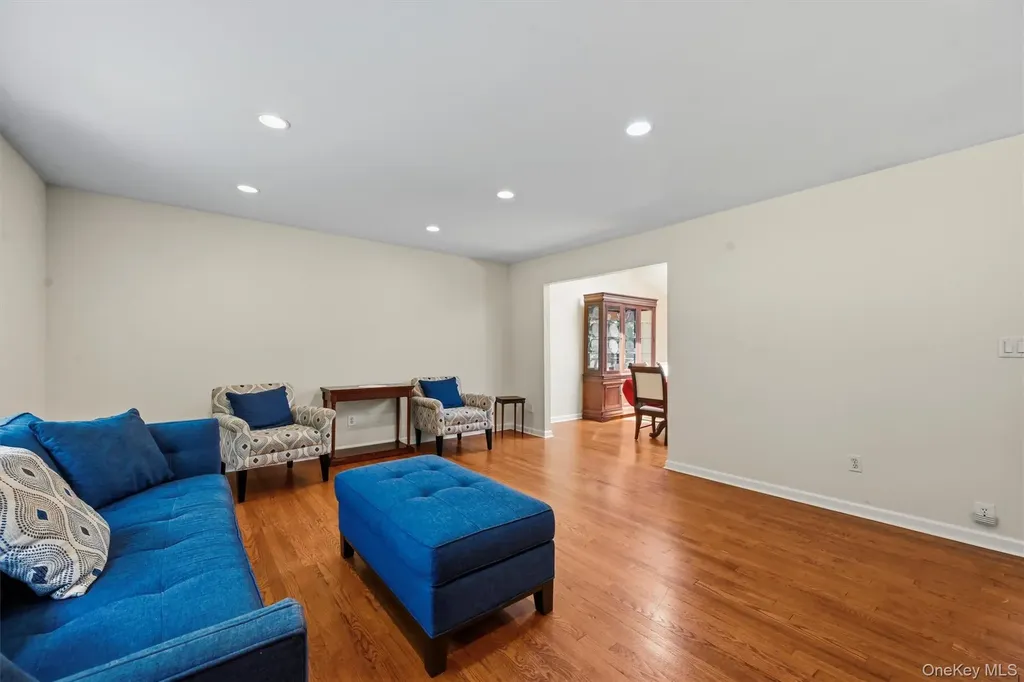 21 Arbor Lane Bardonia NY 10954