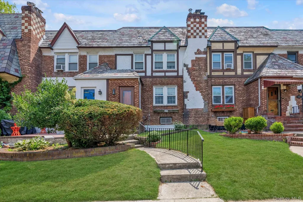 67 Dartmouth Street Valley Stream NY 11581