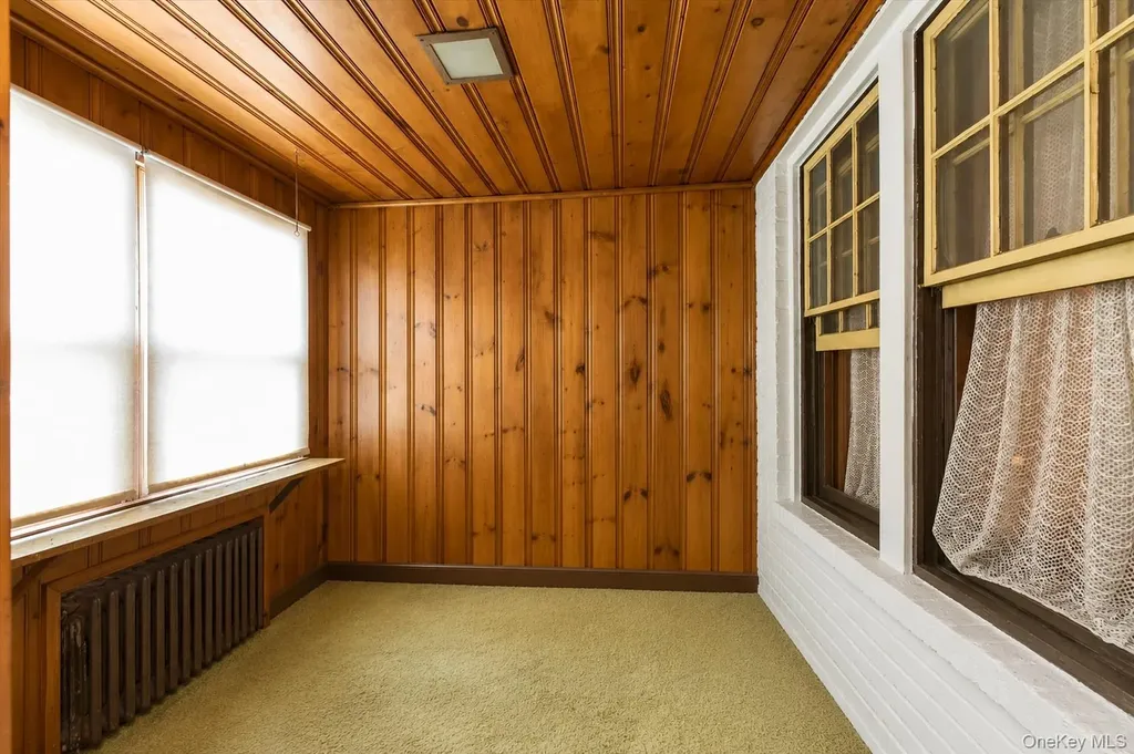 67 Dartmouth Street Valley Stream NY 11581