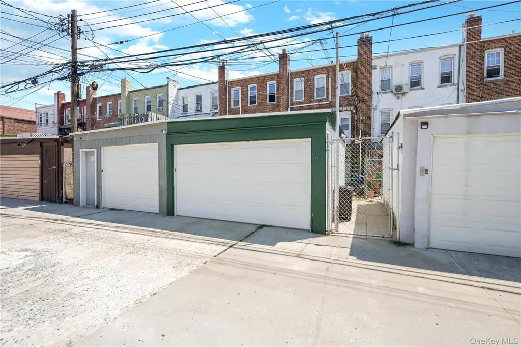1934 E 29th Street Brooklyn NY 11229