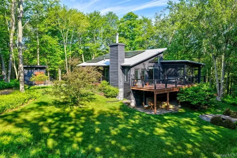 110 Silver Birch Way Swan Lake NY 12783
