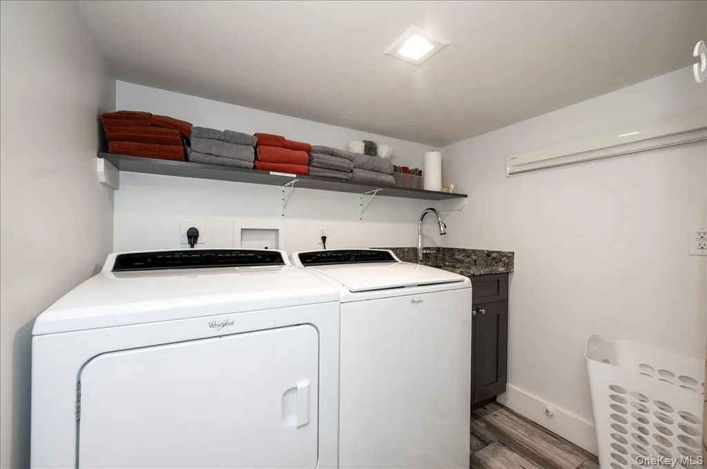 47 E Penn Street Long Beach NY 11561