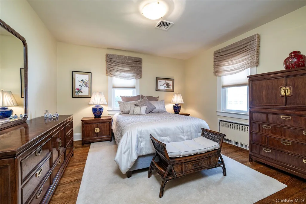 75 Wagg Avenue Malverne NY 11565