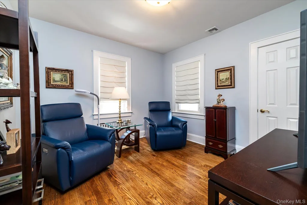 75 Wagg Avenue Malverne NY 11565