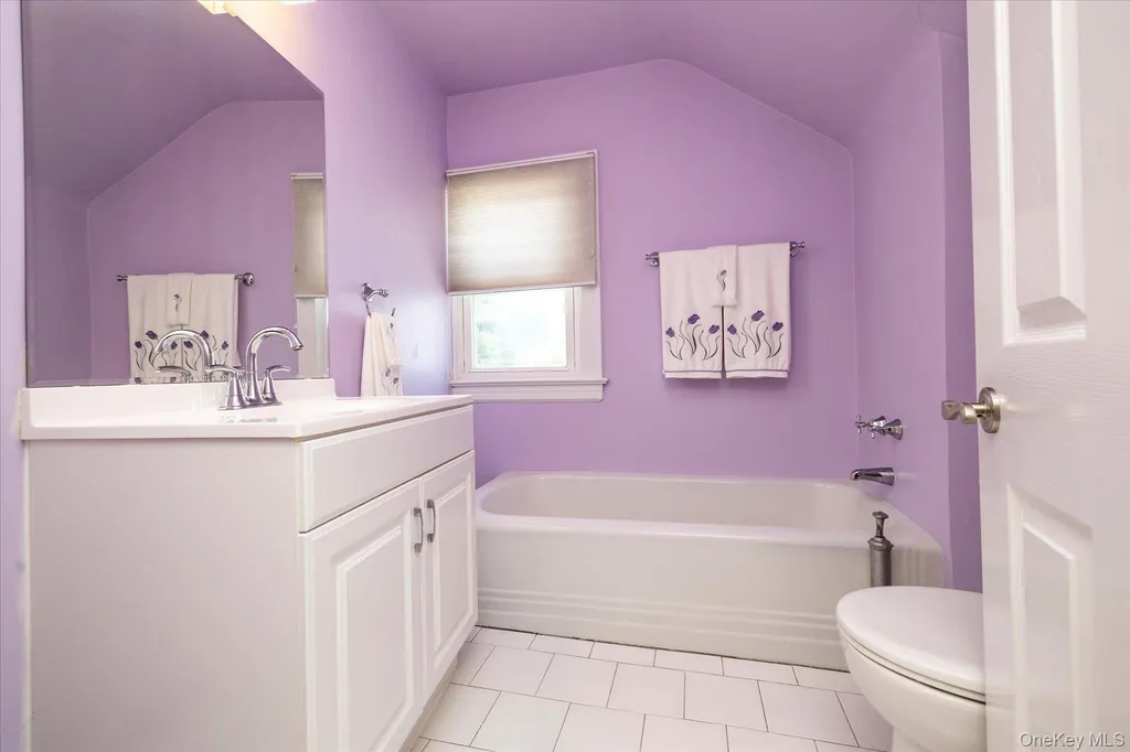 75 Wagg Avenue Malverne NY 11565