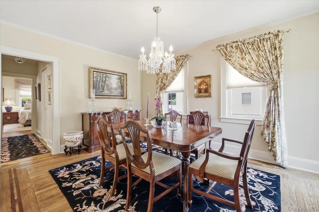 75 Wagg Avenue Malverne NY 11565